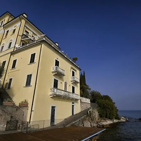 Marieclaire - Theater Toscolano Maderno